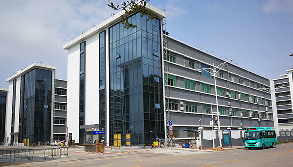 木鱼镇智慧园区幕墙维修